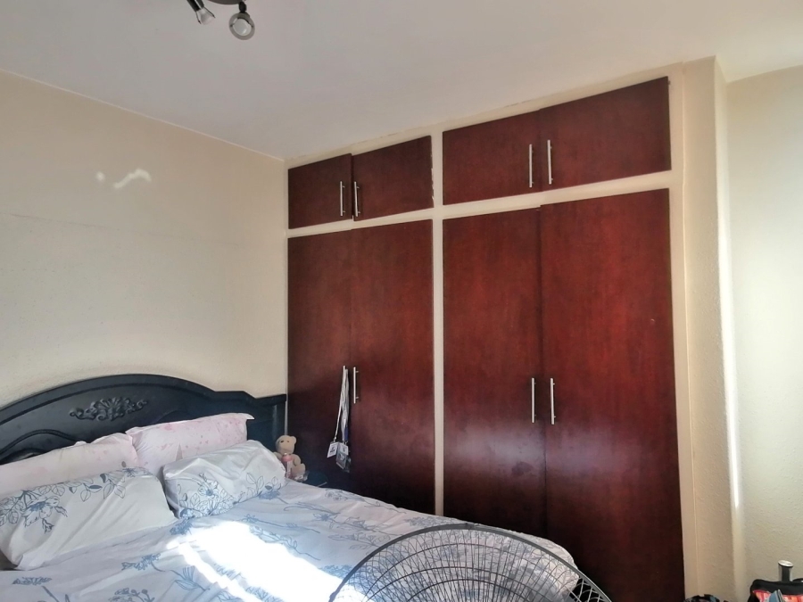 2 Bedroom Property for Sale in Avondale Western Cape